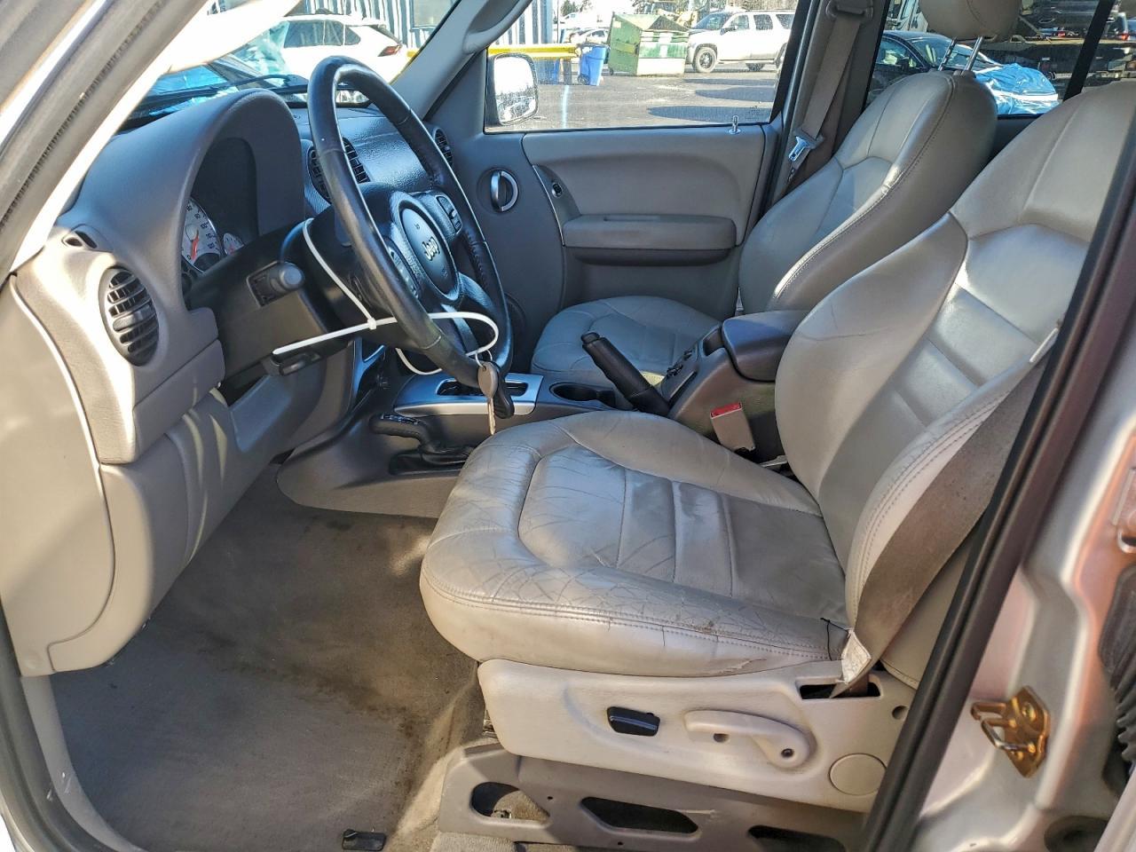 2003 JEEP Liberty