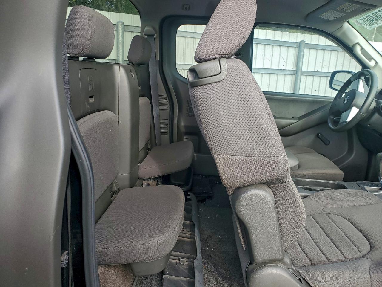 2013 NISSAN Frontier