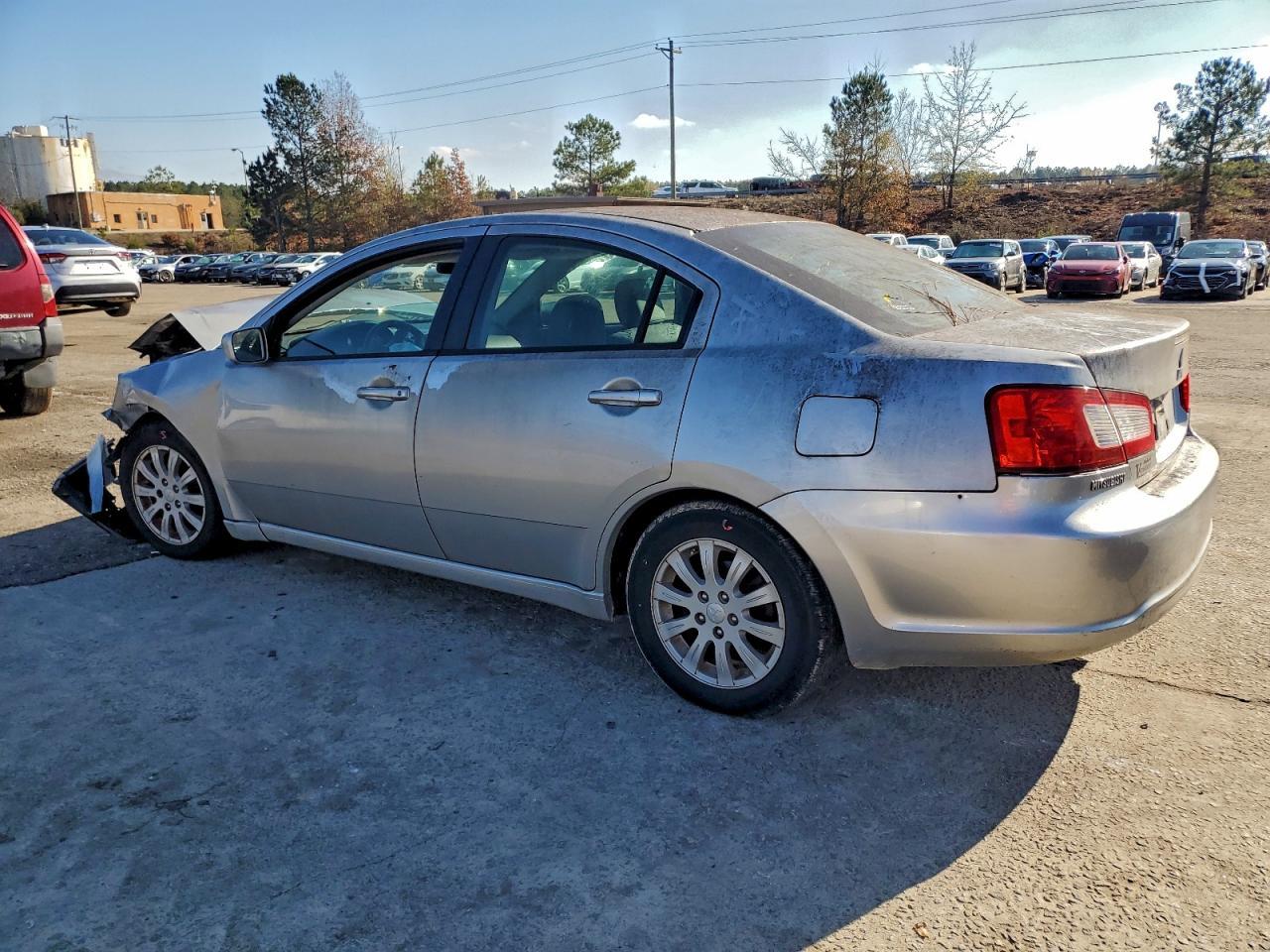 2011 MITSUBISHI Galant