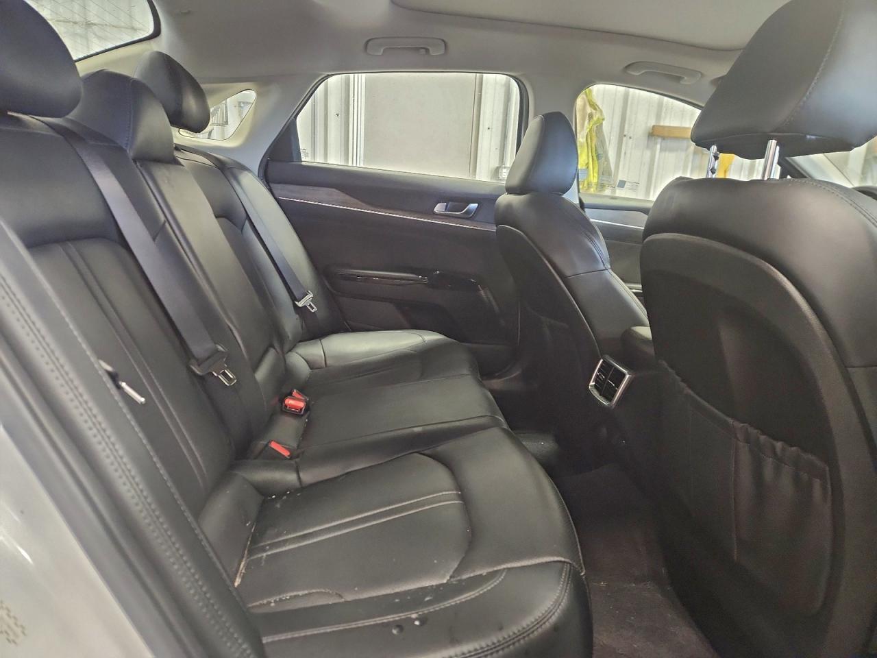 2023 KIA K5