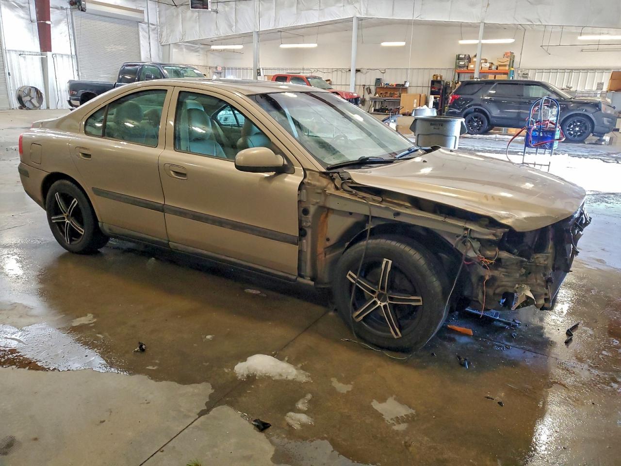 2003 VOLVO S60