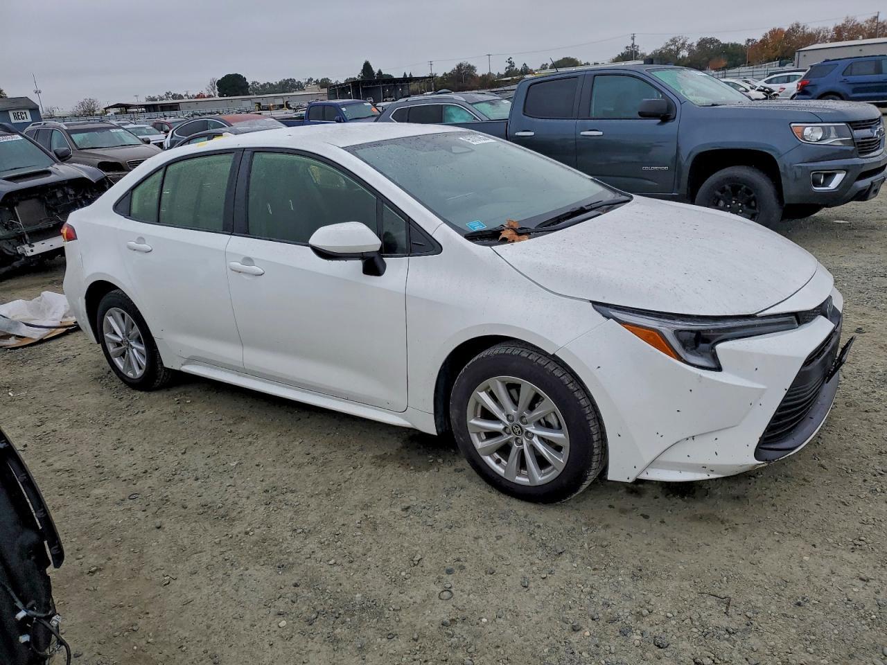 2024 TOYOTA COROLLA