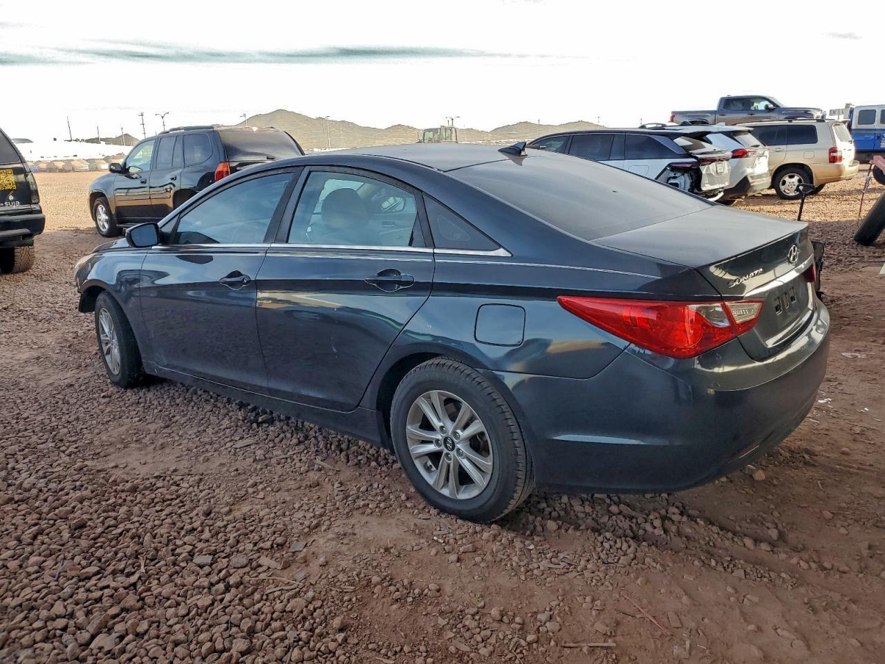 2013 HYUNDAI SONATA