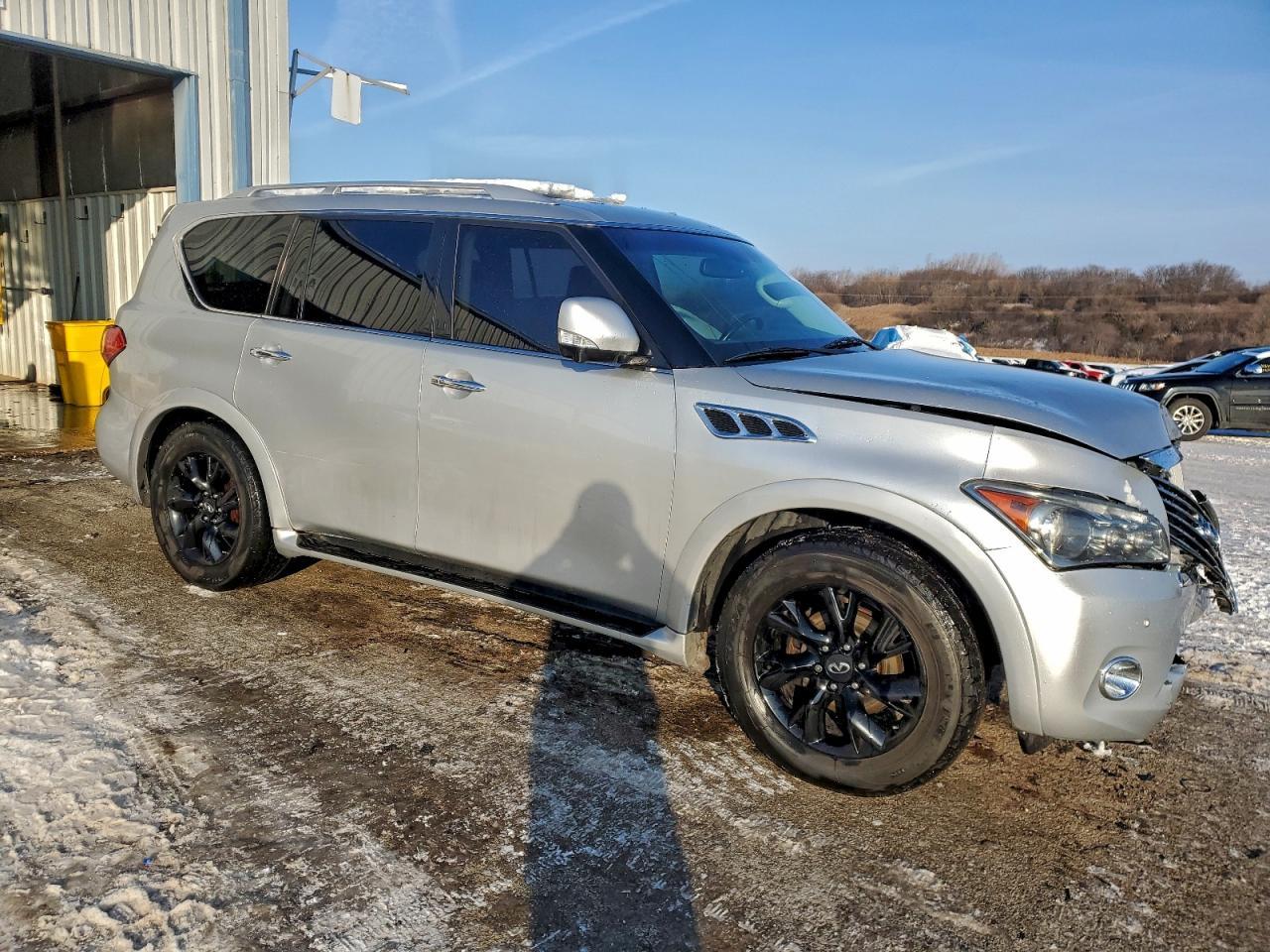 2012 INFINITI QX56