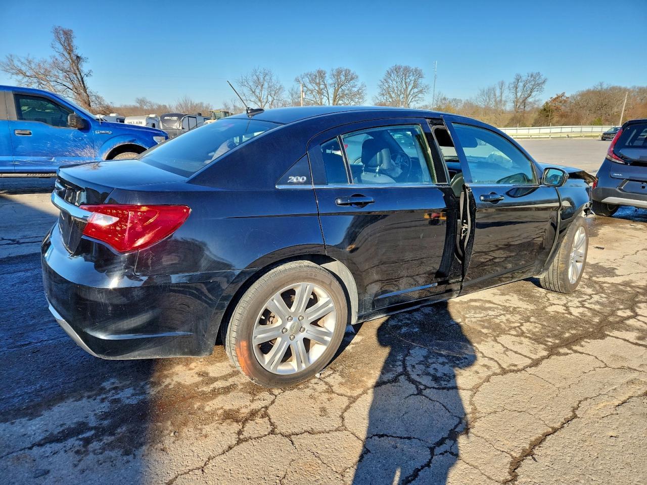 2013 CHRYSLER 200