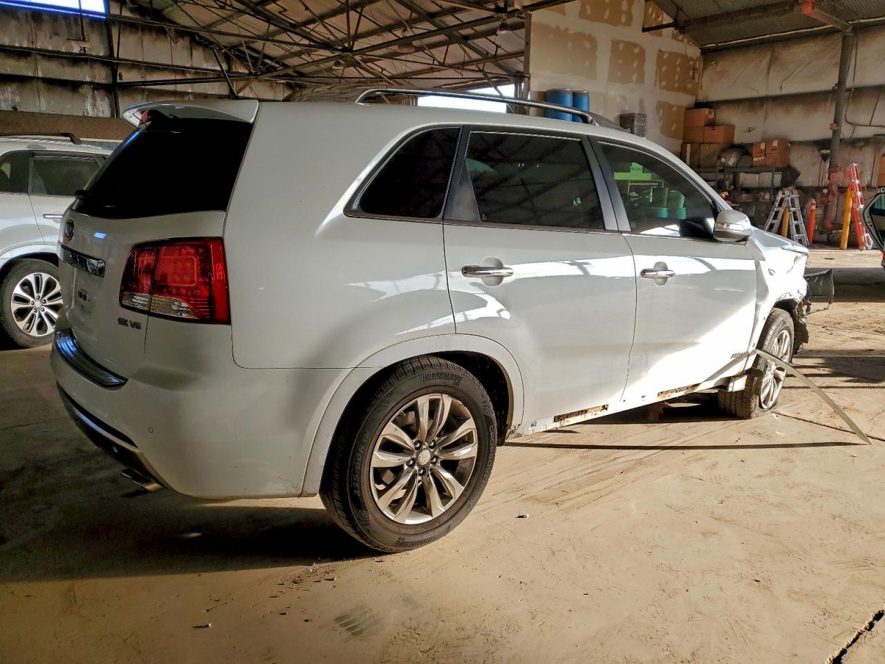 2013 KIA SORENTO