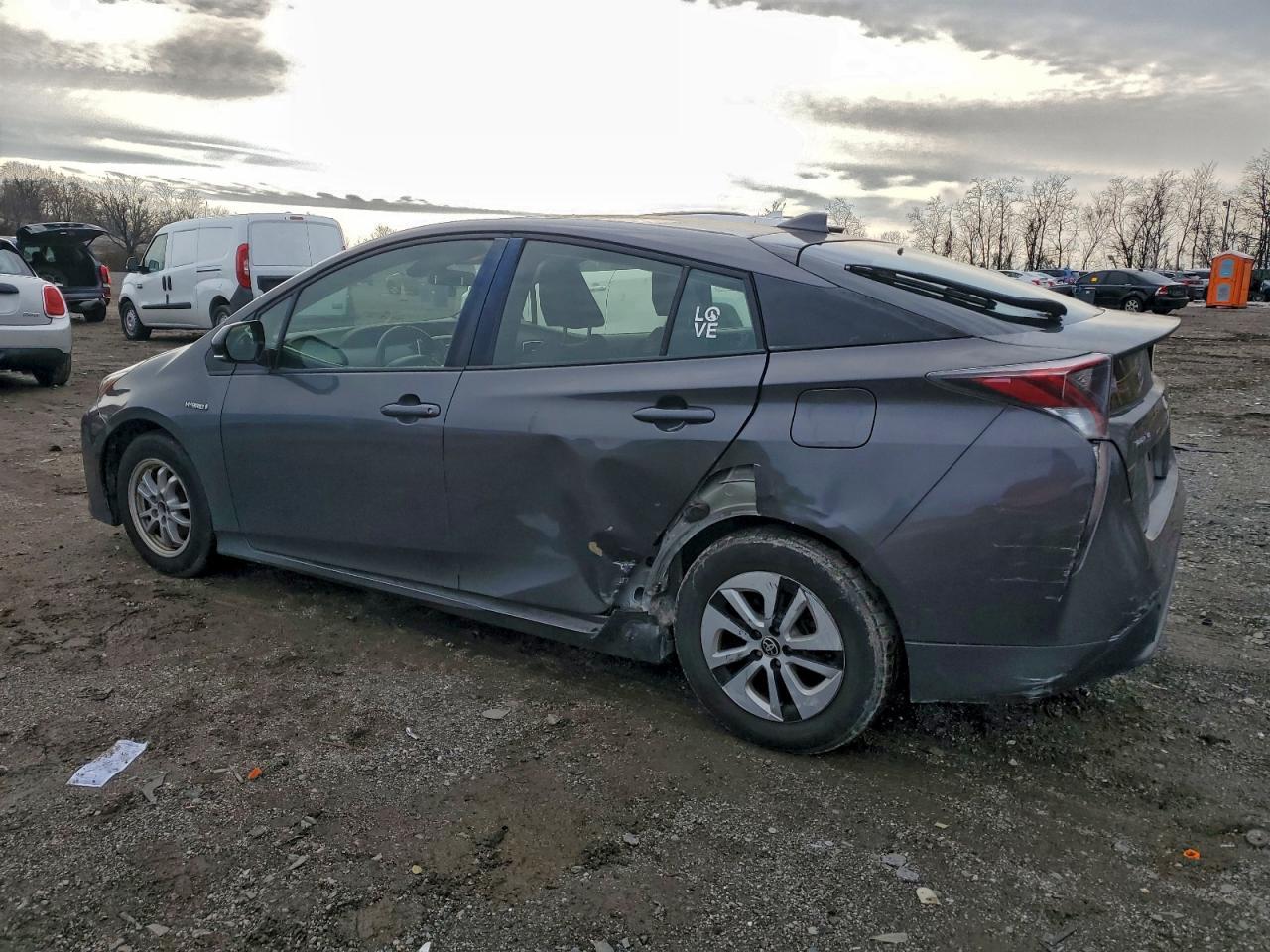 2017 TOYOTA PRIUS