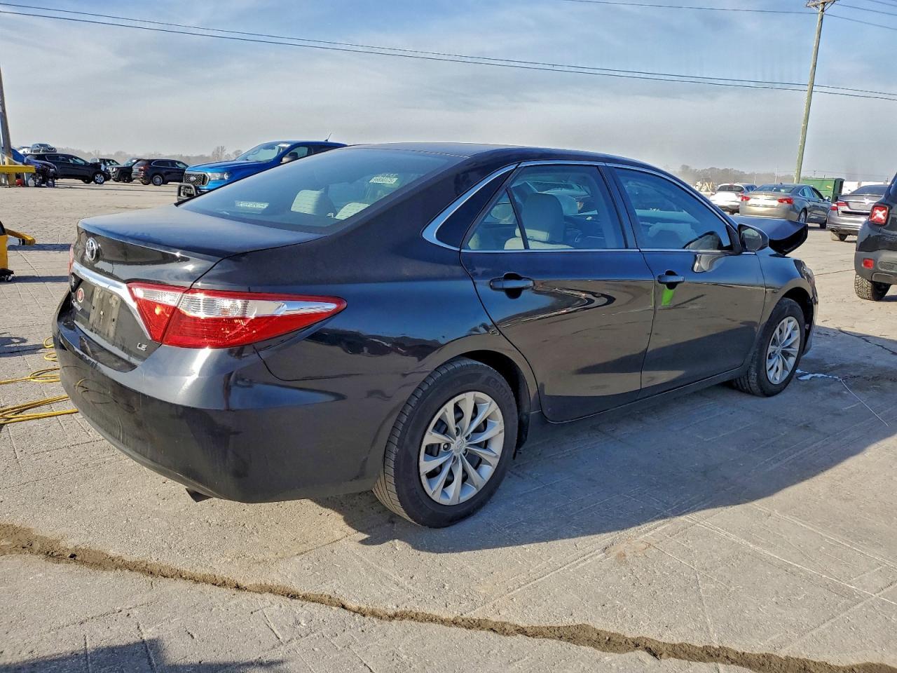 2017 TOYOTA CAMRY