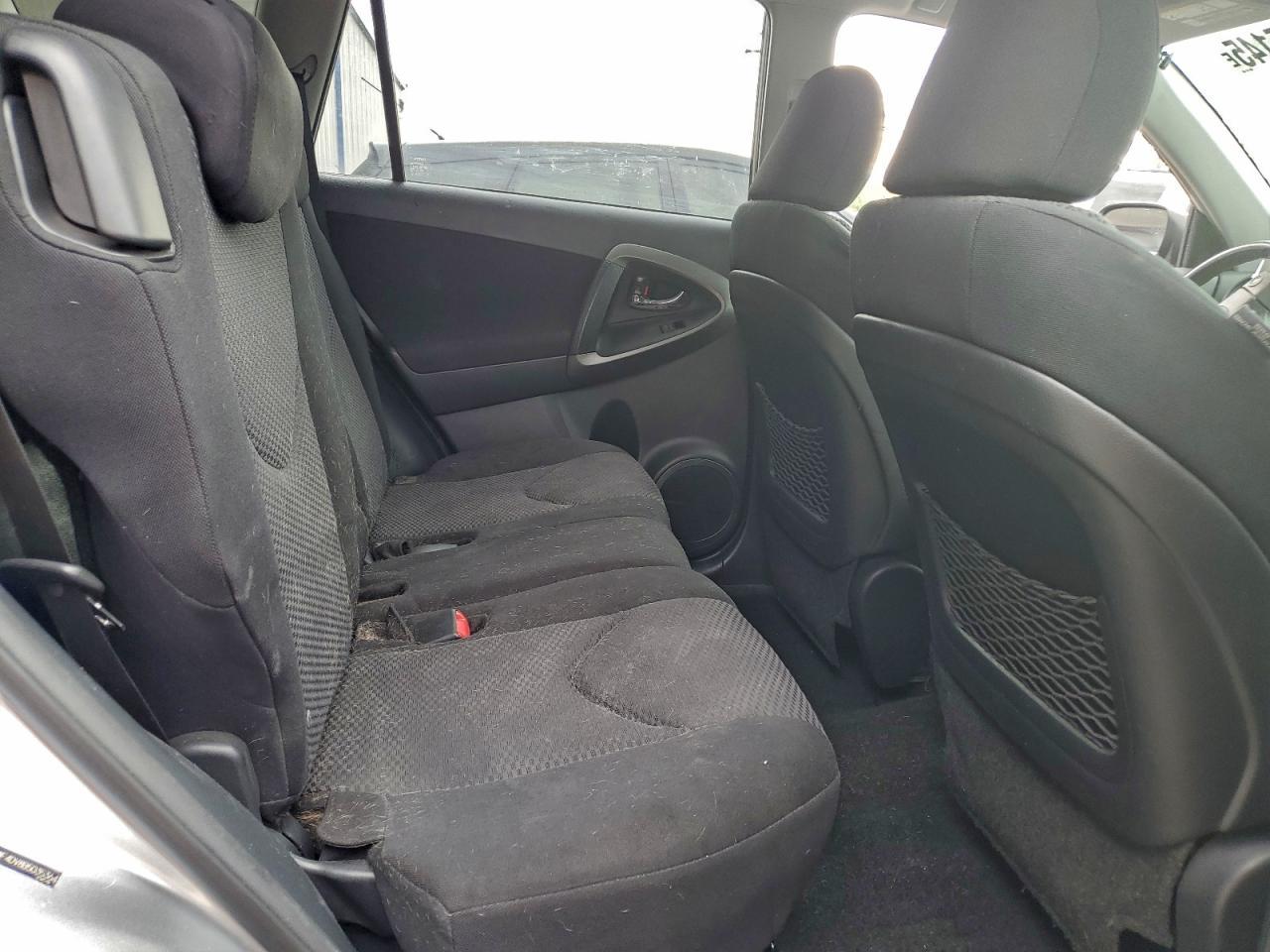 2011 TOYOTA RAV4