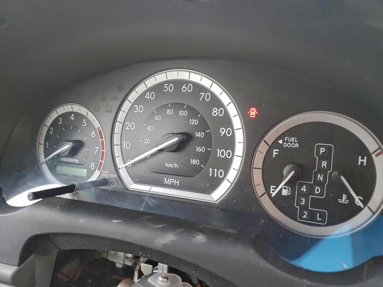 2004 TOYOTA SIENNA