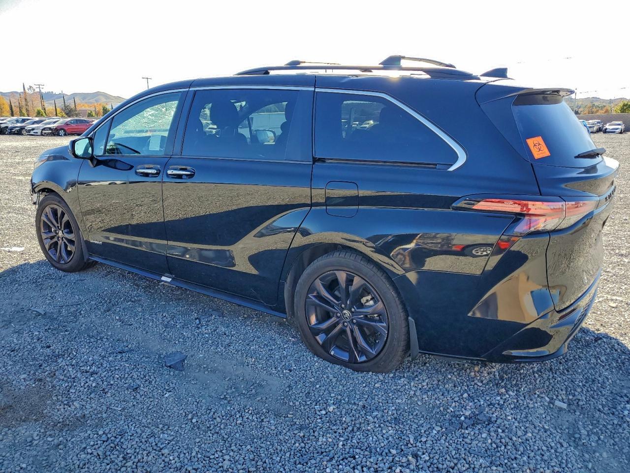 2021 TOYOTA SIENNA