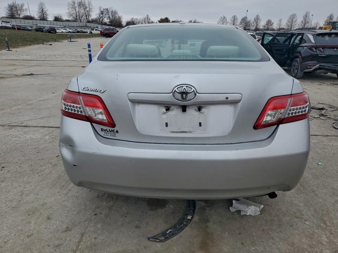 2010 TOYOTA CAMRY