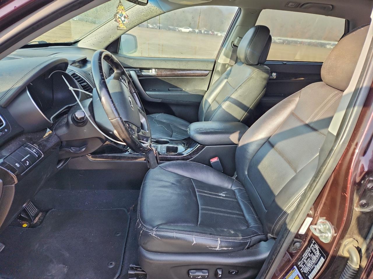 2014 KIA SORENTO