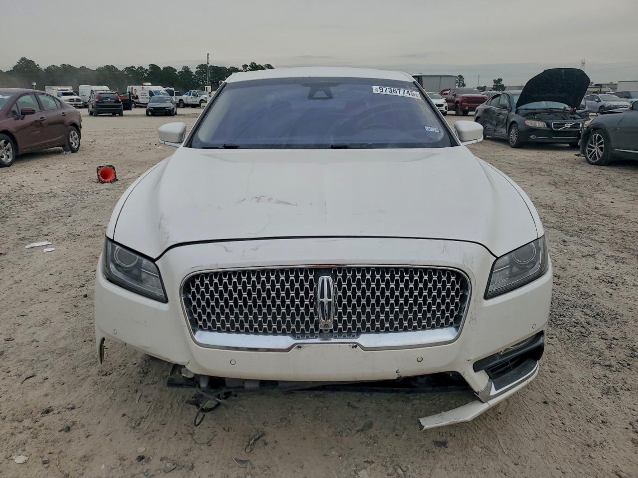 2017 LINCOLN Continental