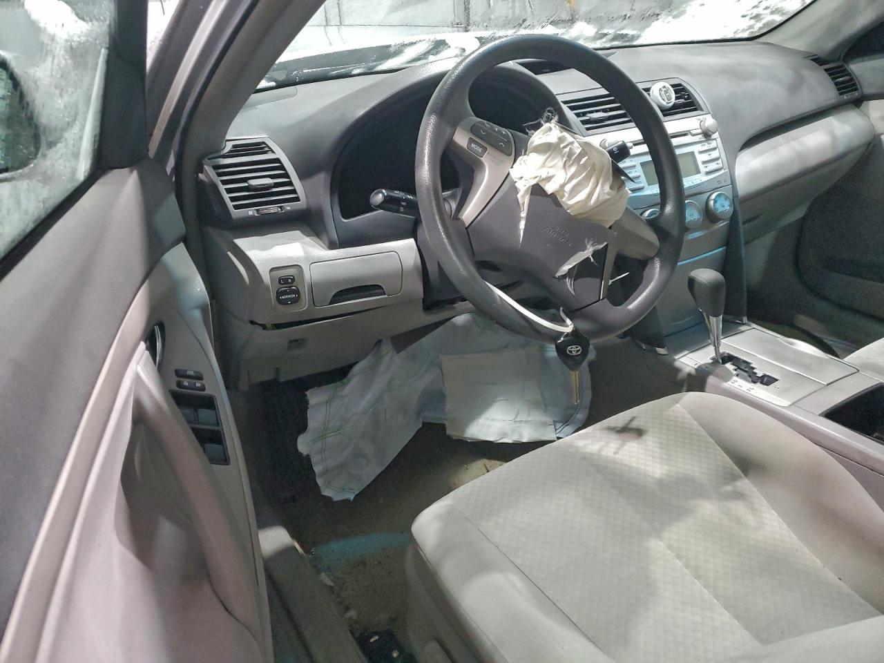 2009 TOYOTA CAMRY