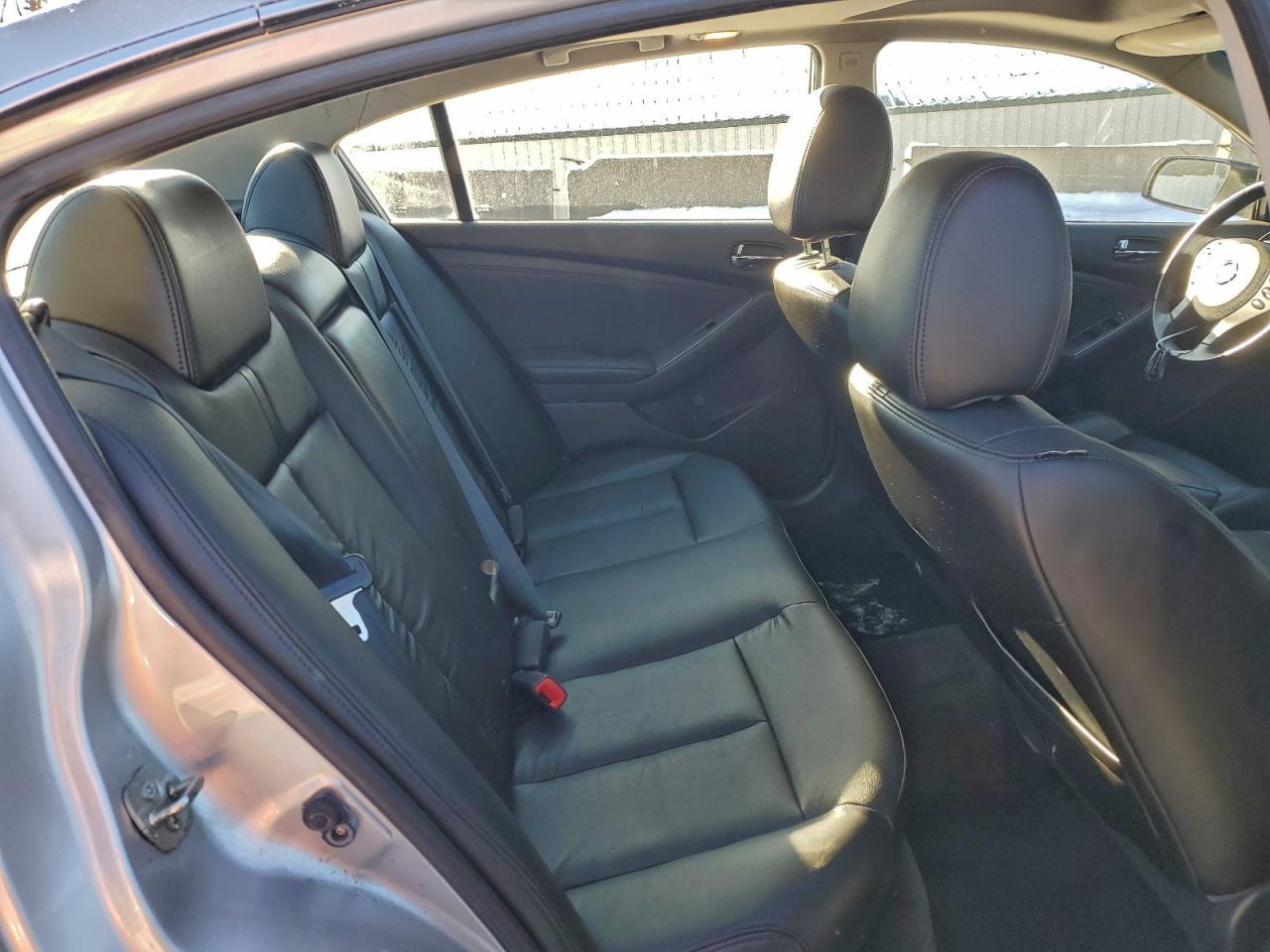 2011 NISSAN ALTIMA