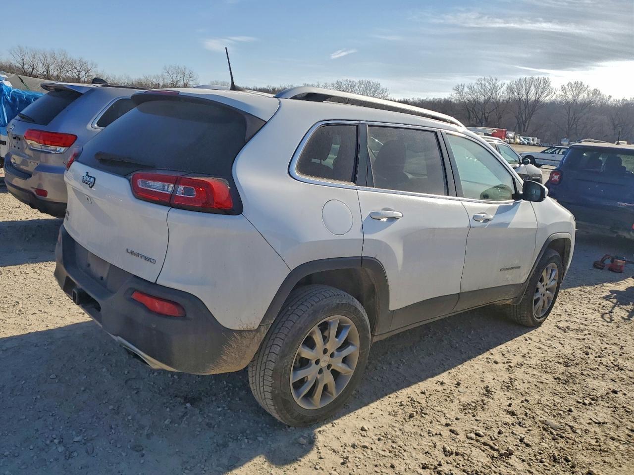 2018 JEEP CHEROKEE