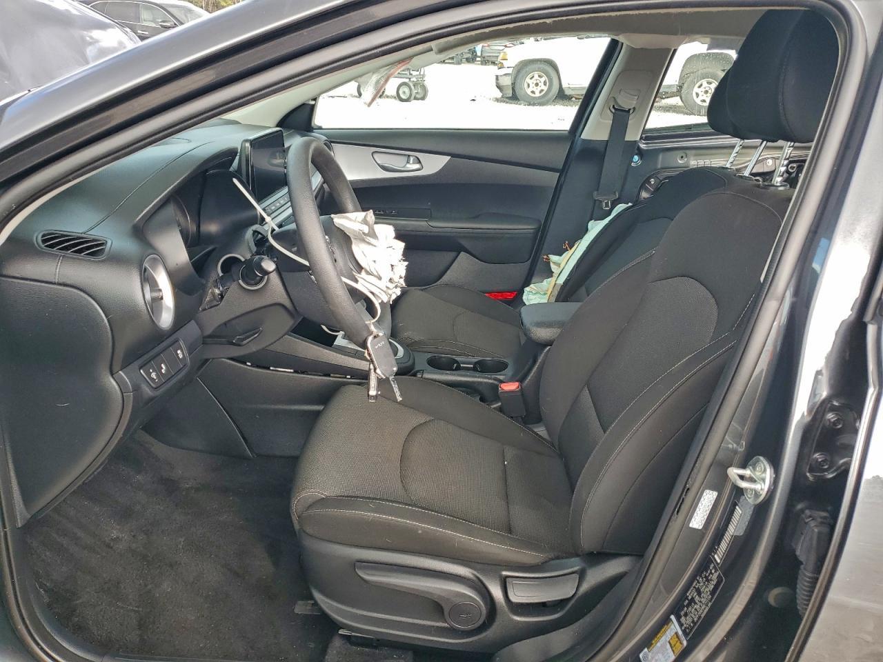 2024 KIA FORTE