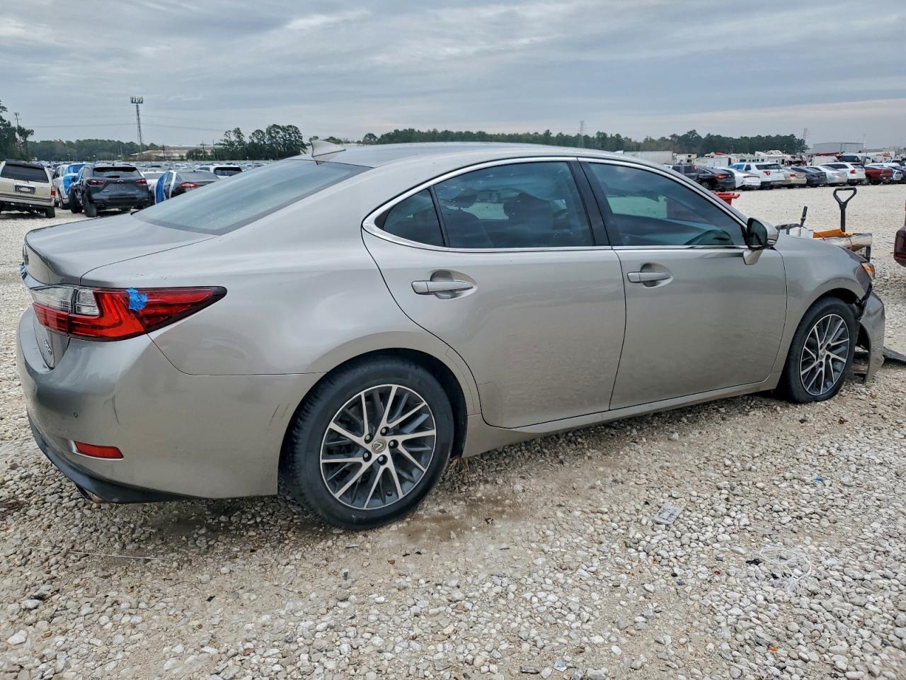 2016 LEXUS ES 350