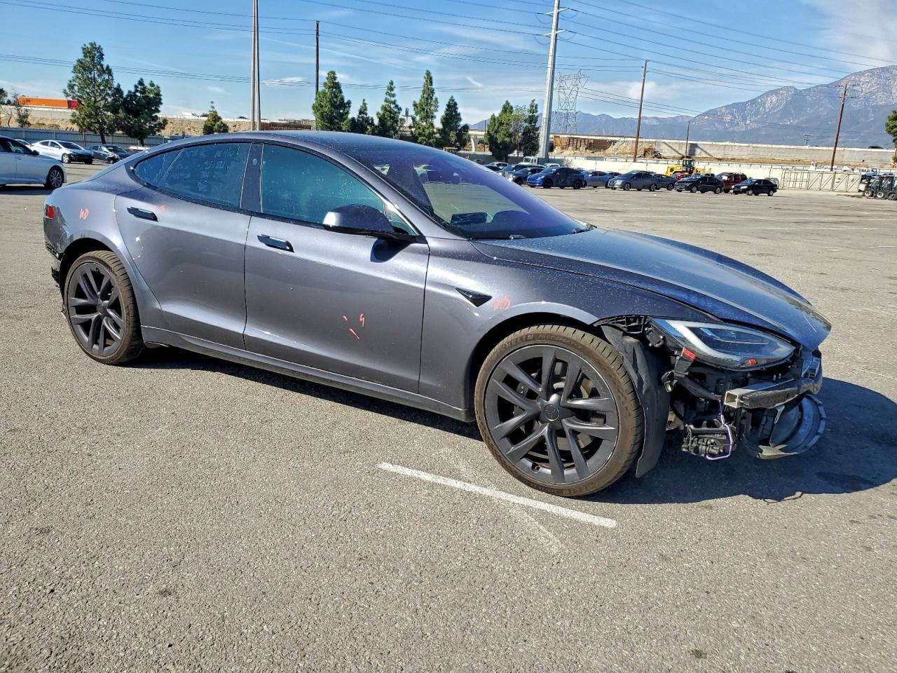 2021 TESLA MODEL S