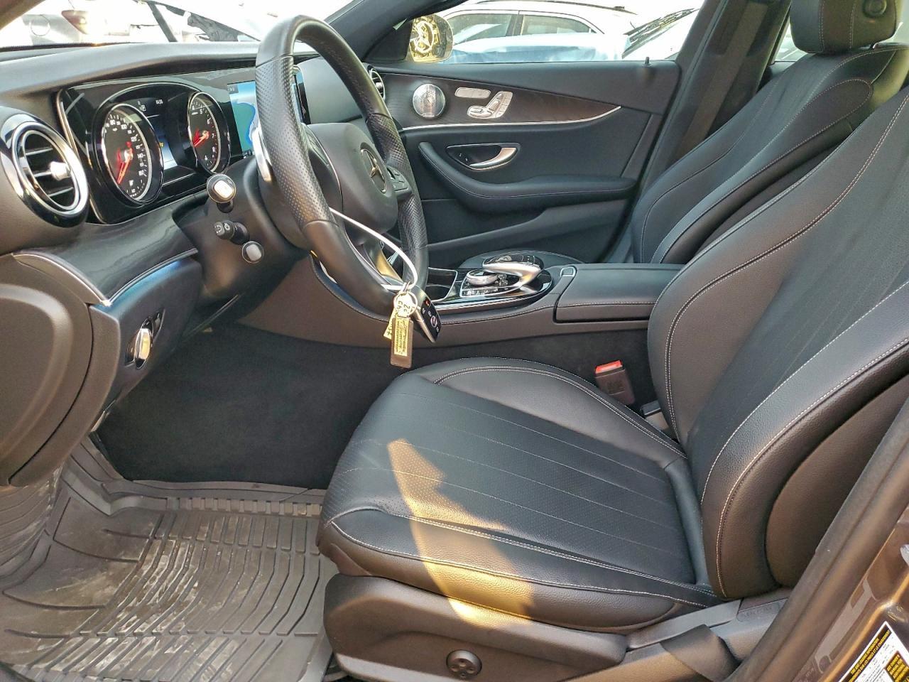 2017 MERCEDES-BENZ E-Class