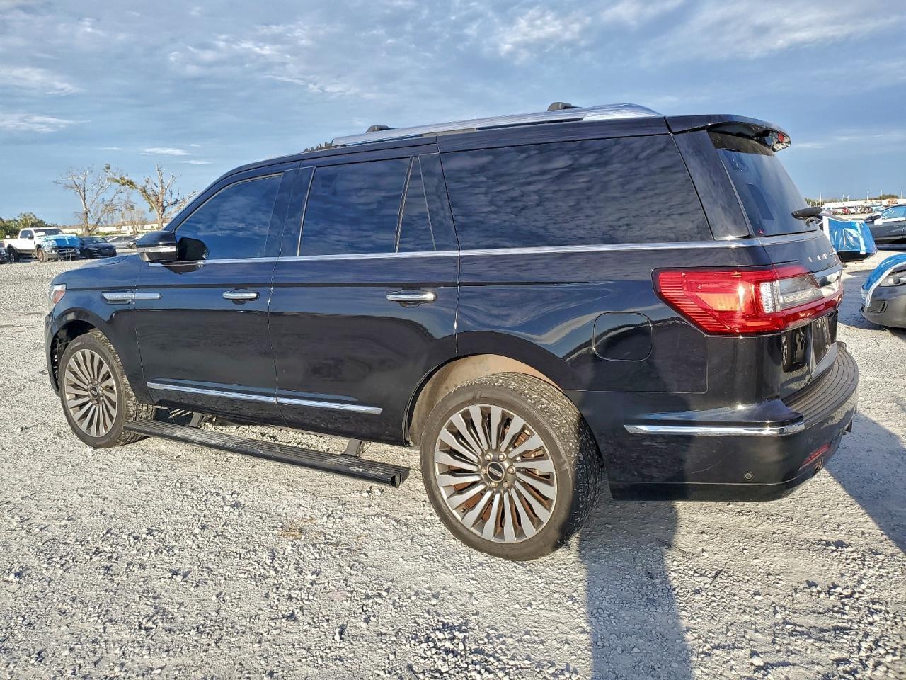 2019 LINCOLN Navigator