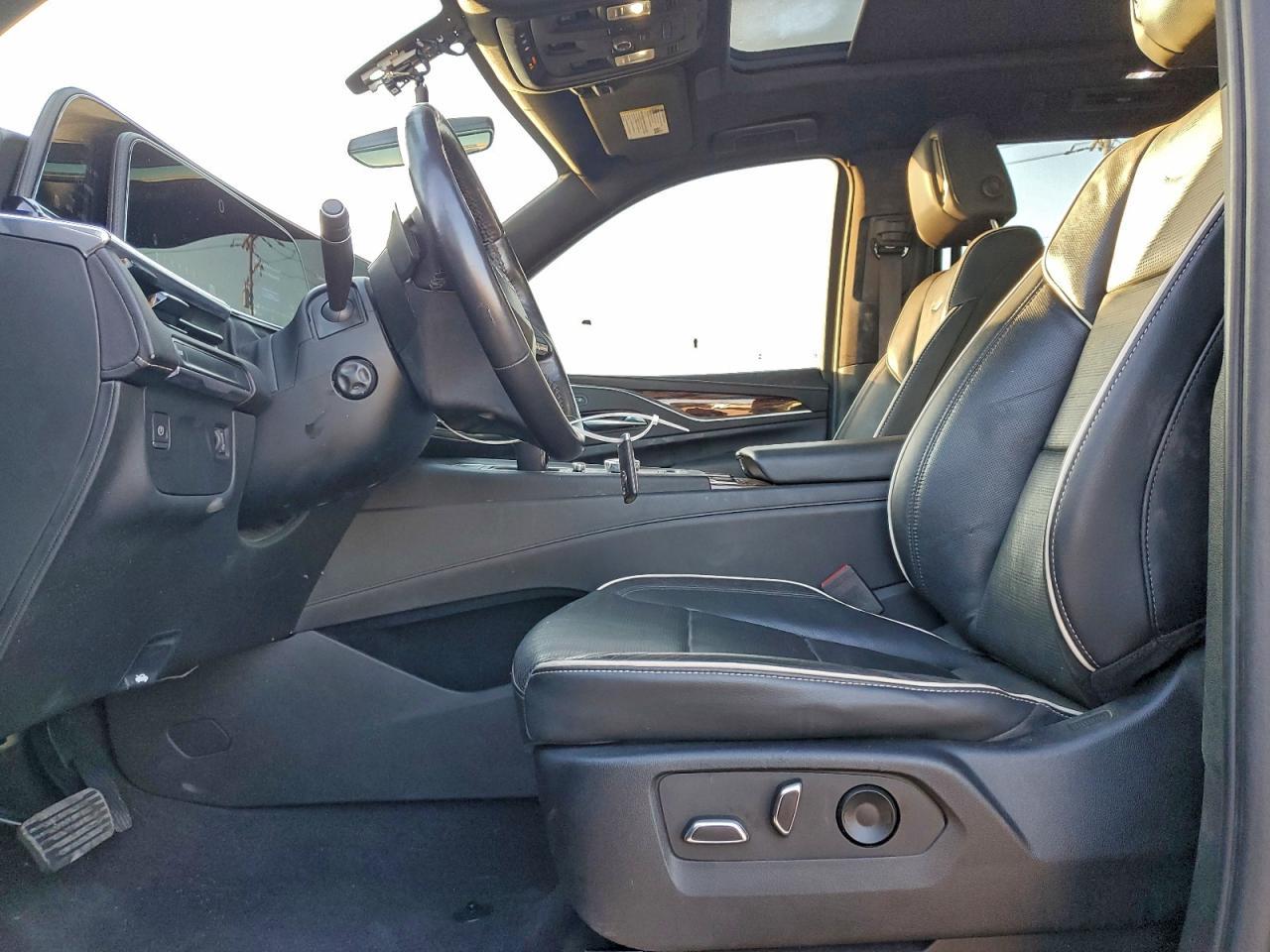2022 CADILLAC Escalade ESV