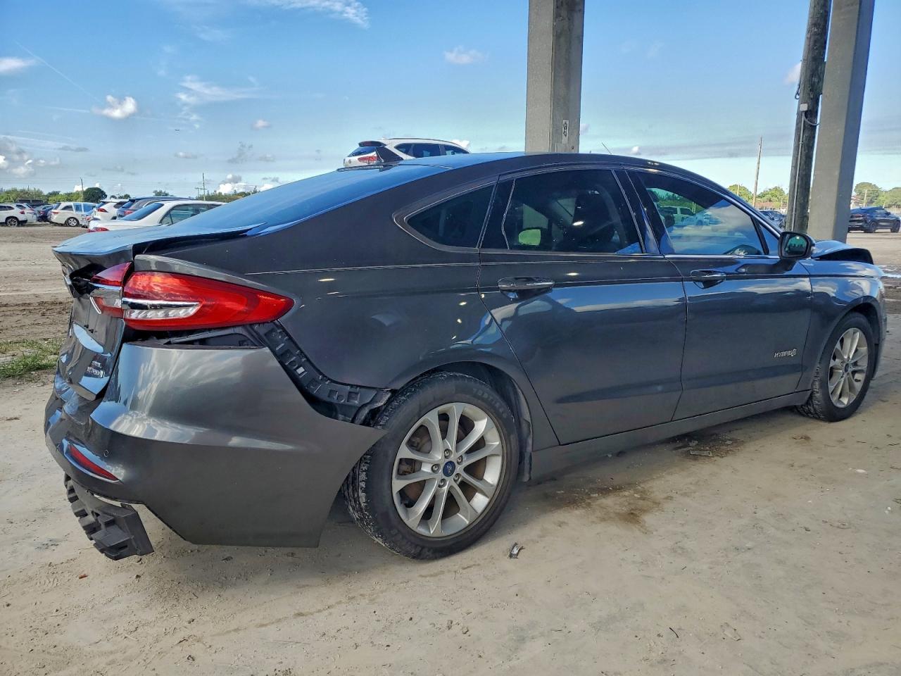 2019 FORD FUSION