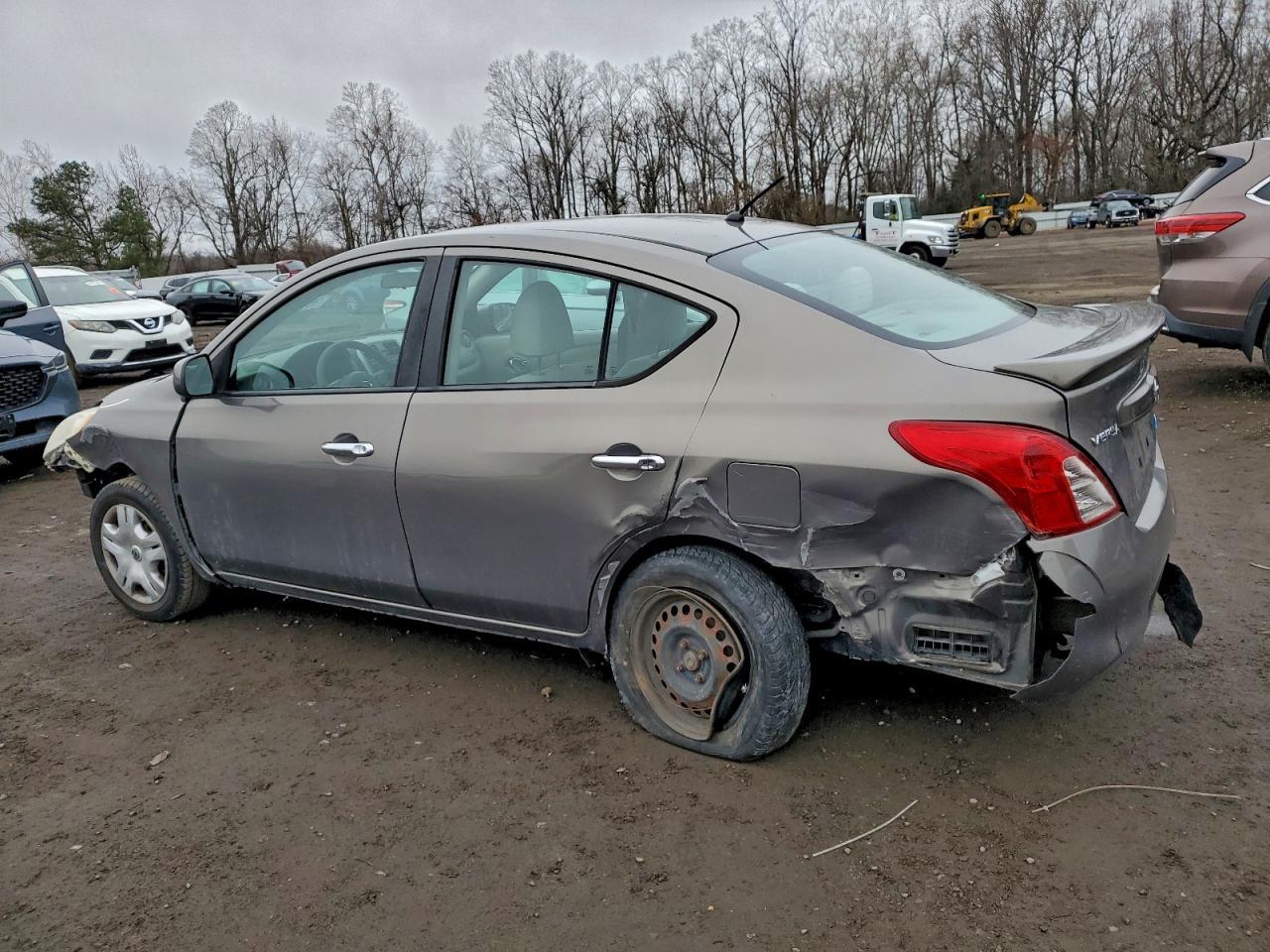 2013 NISSAN VERSA