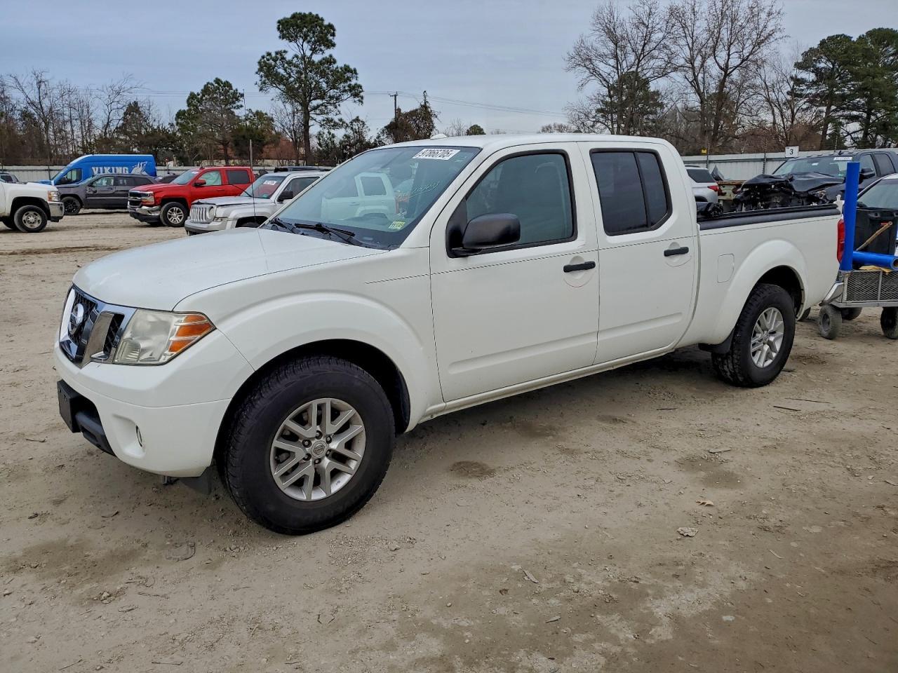 2016 NISSAN Frontier