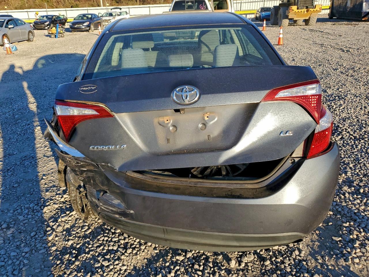 2015 TOYOTA COROLLA