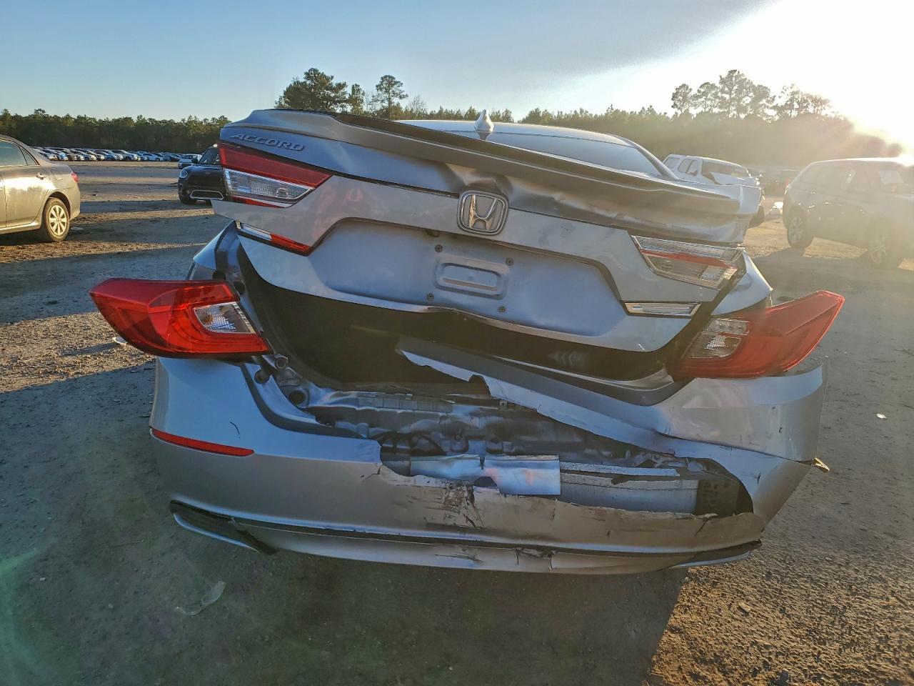 2018 HONDA ACCORD