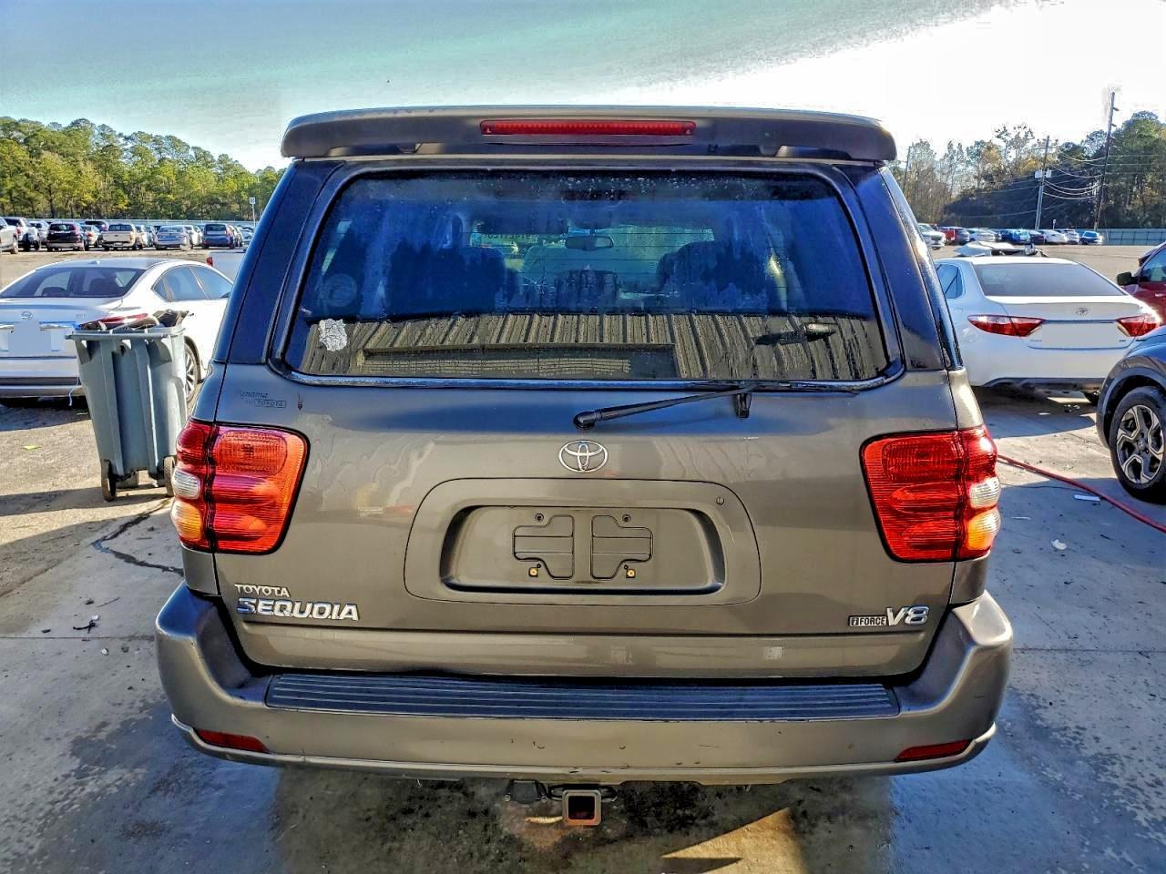 2003 TOYOTA Sequoia