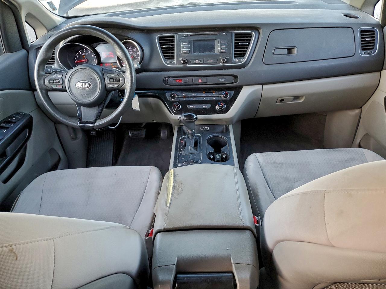 2016 KIA SEDONA