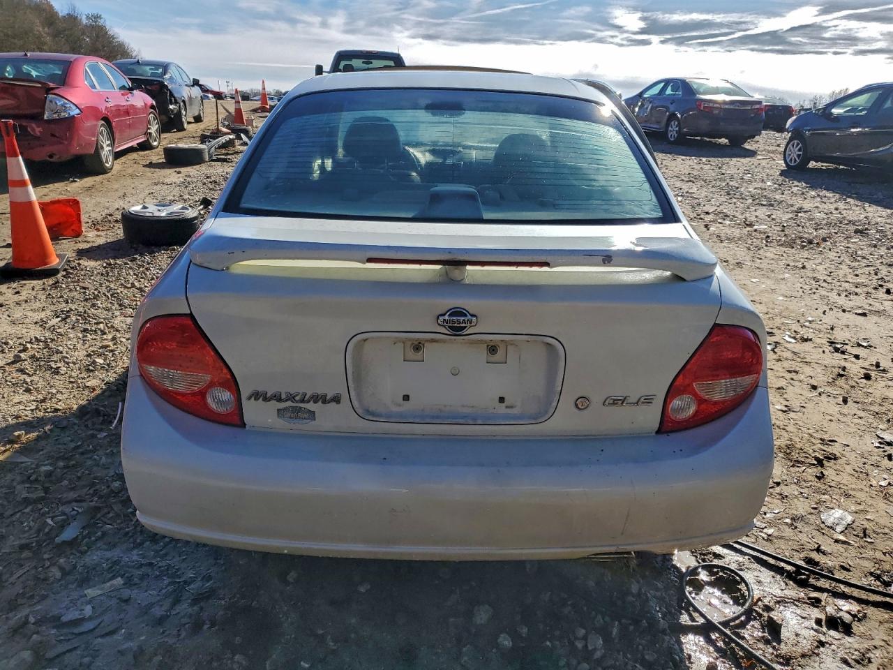 2000 NISSAN Maxima