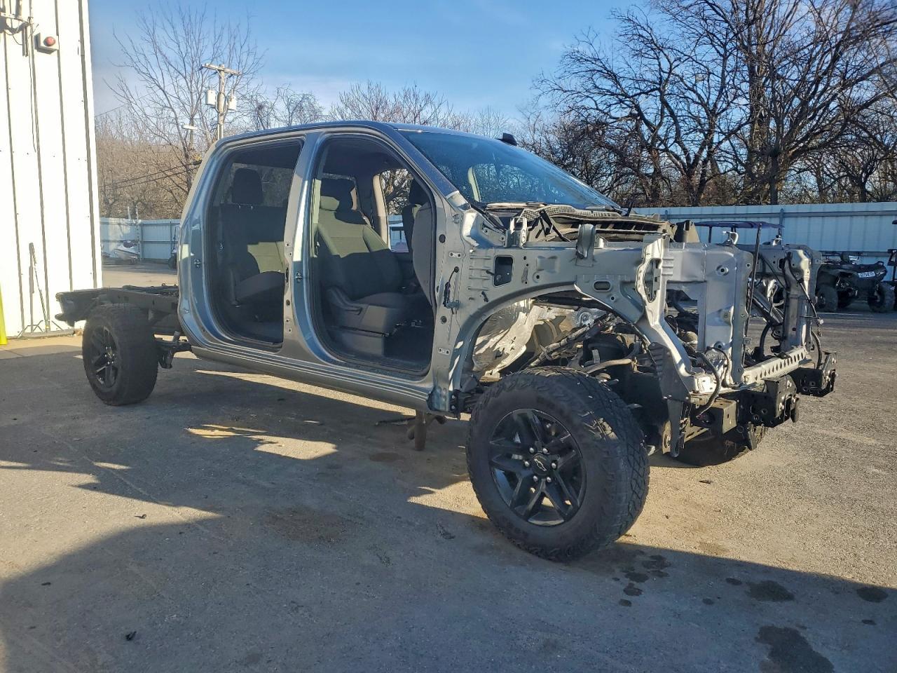 2025 CHEVROLET Silverado