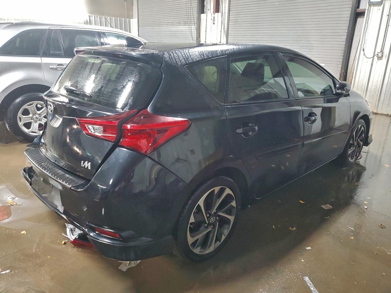 2016 TOYOTA SCION