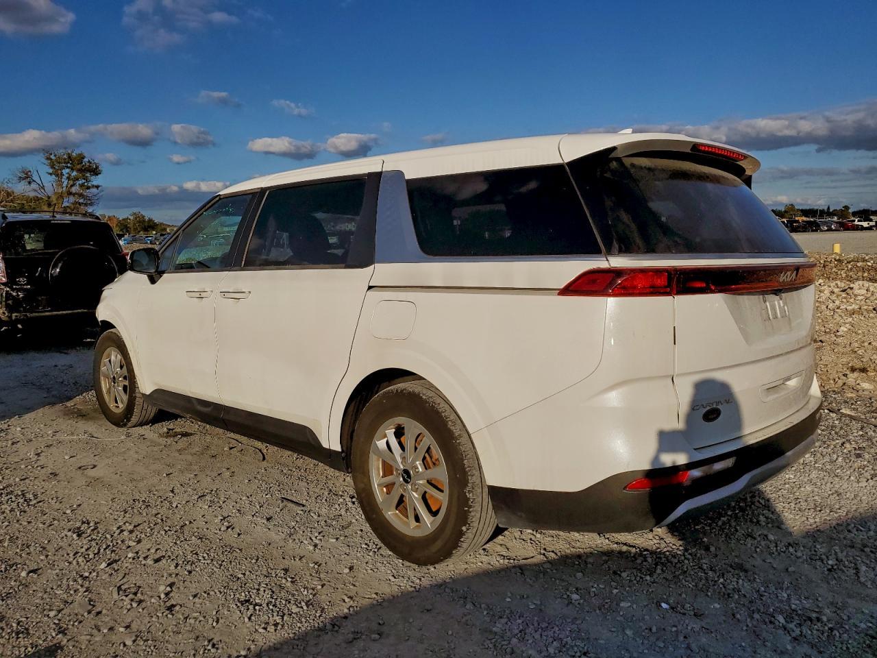 2023 KIA Carnival