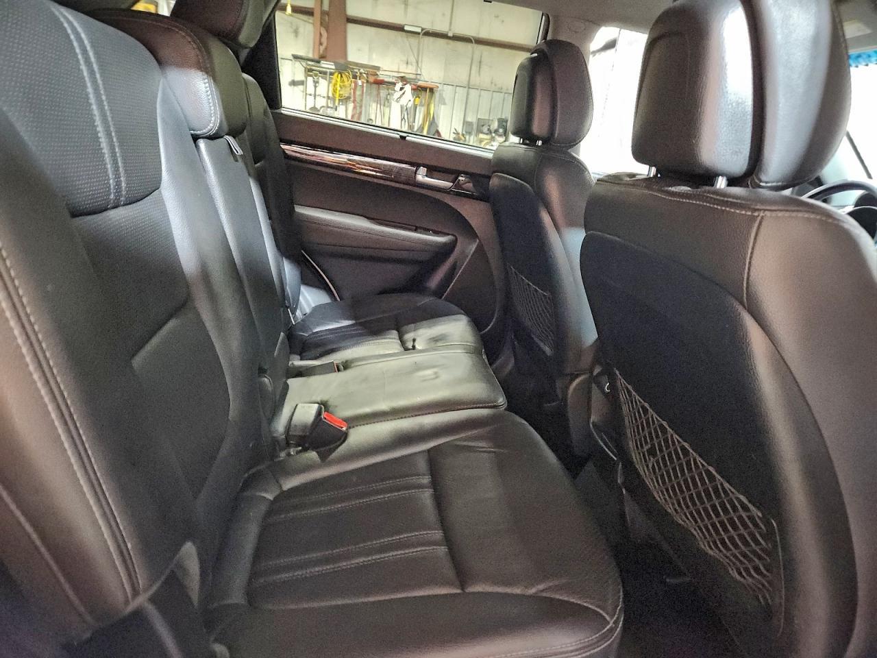 2014 KIA SORENTO