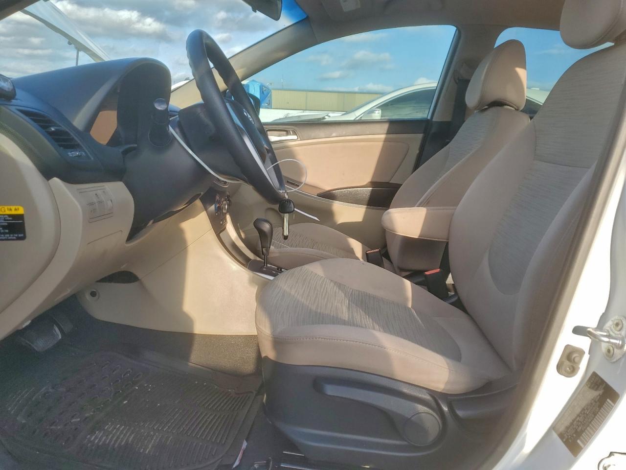 2016 HYUNDAI ACCENT