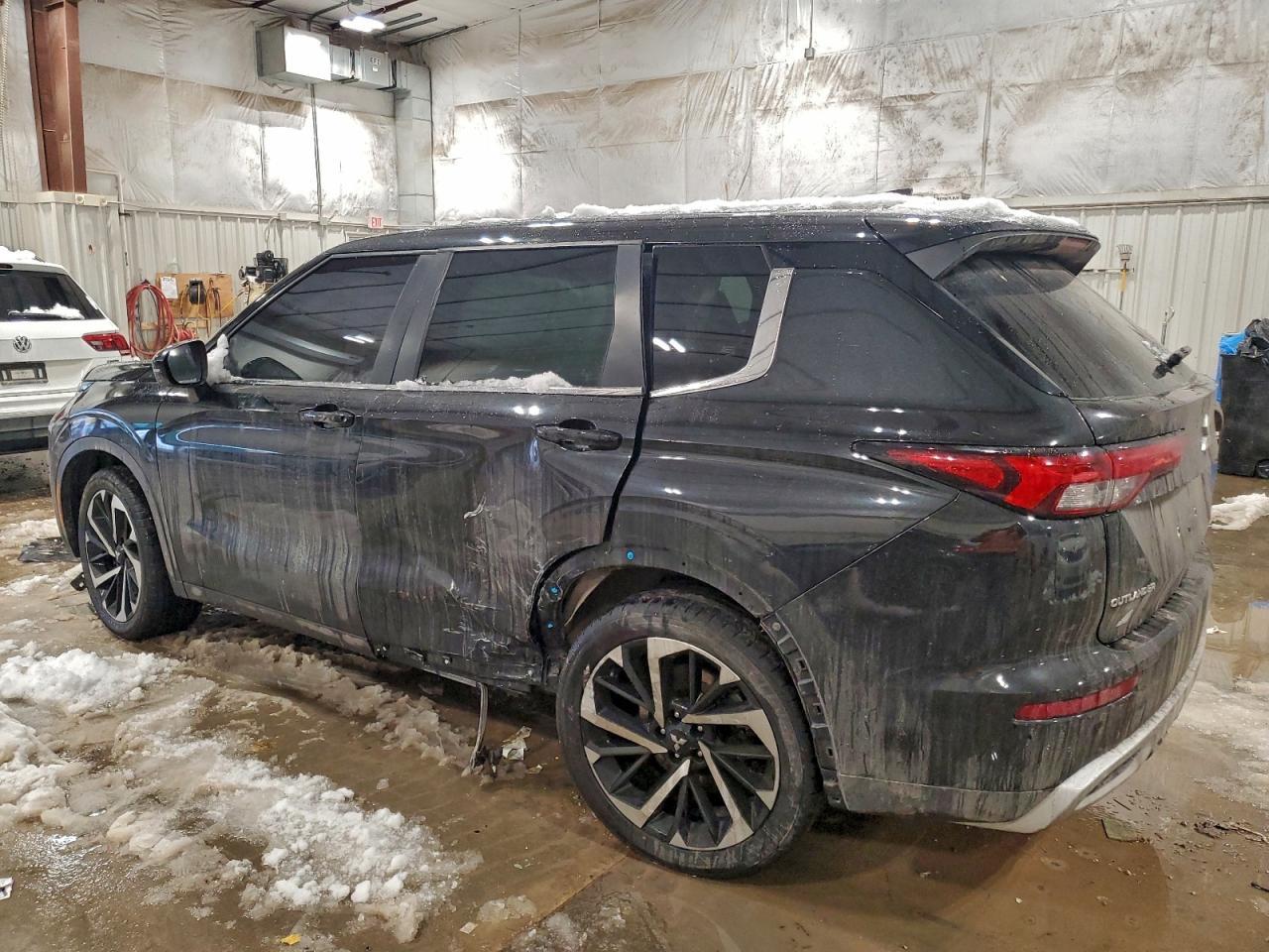 2022 MITSUBISHI outlander