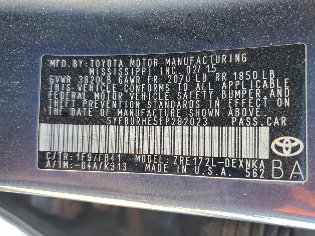 2015 TOYOTA COROLLA