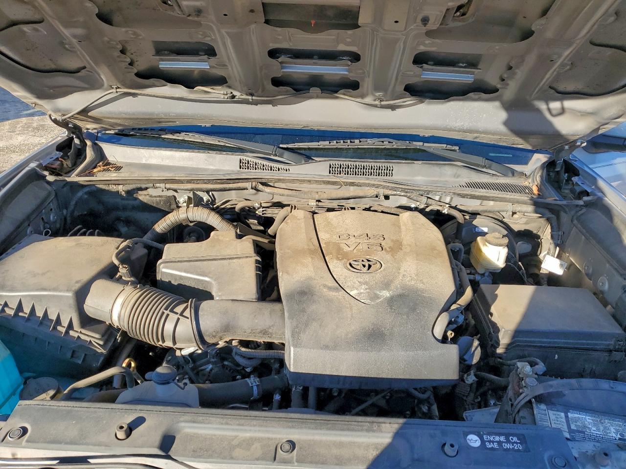 2016 TOYOTA TACOMA