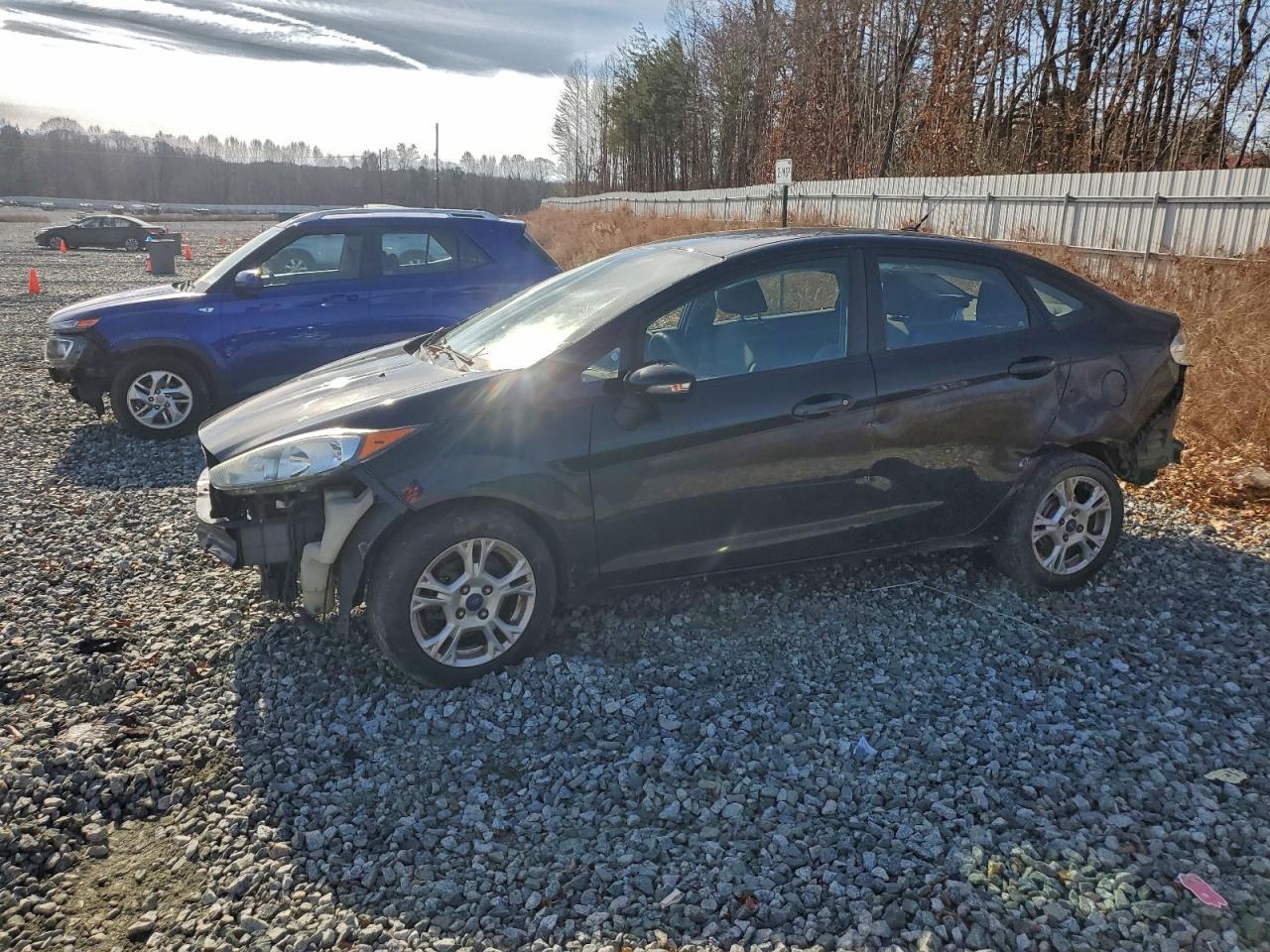 2015 FORD Fiesta