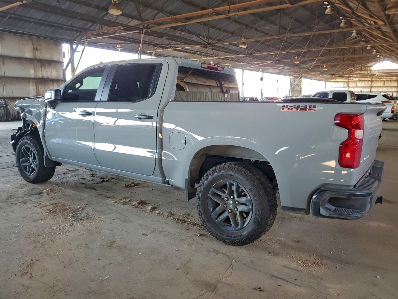 2025 CHEVROLET Silverado