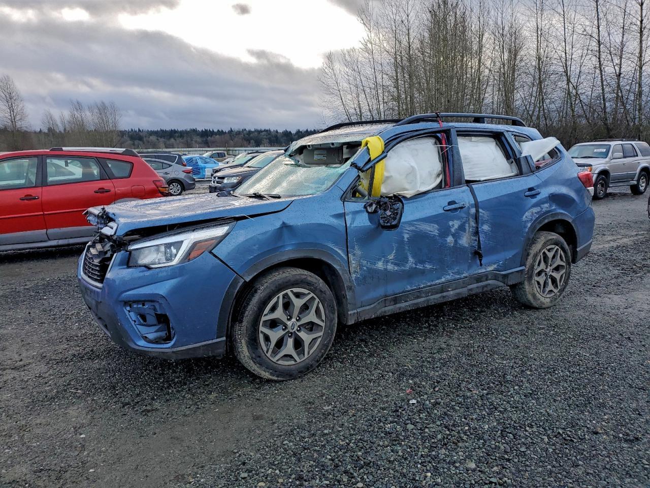 2020 SUBARU FORESTER