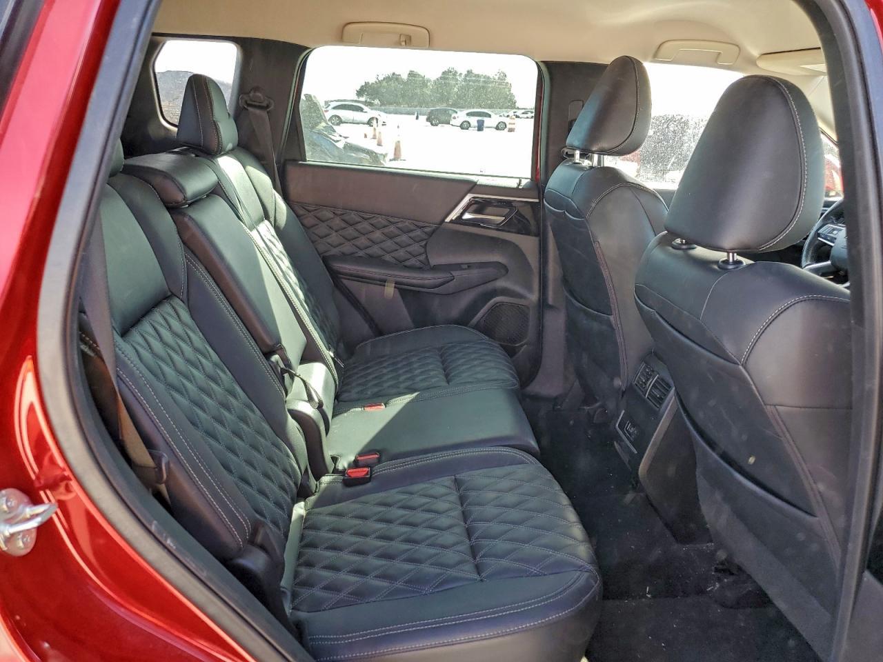 2022 MITSUBISHI outlander
