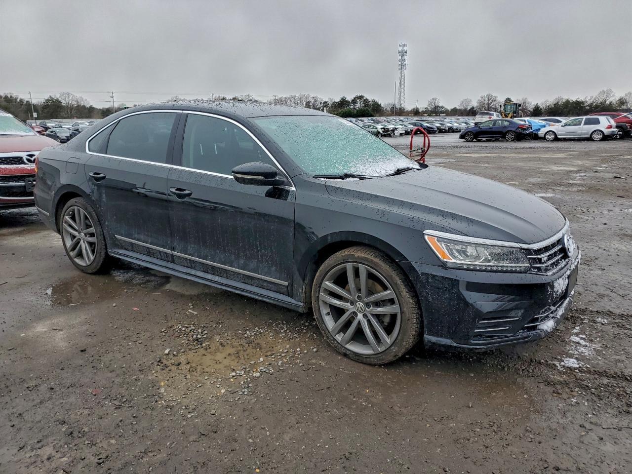 2016 VOLKSWAGEN Passat