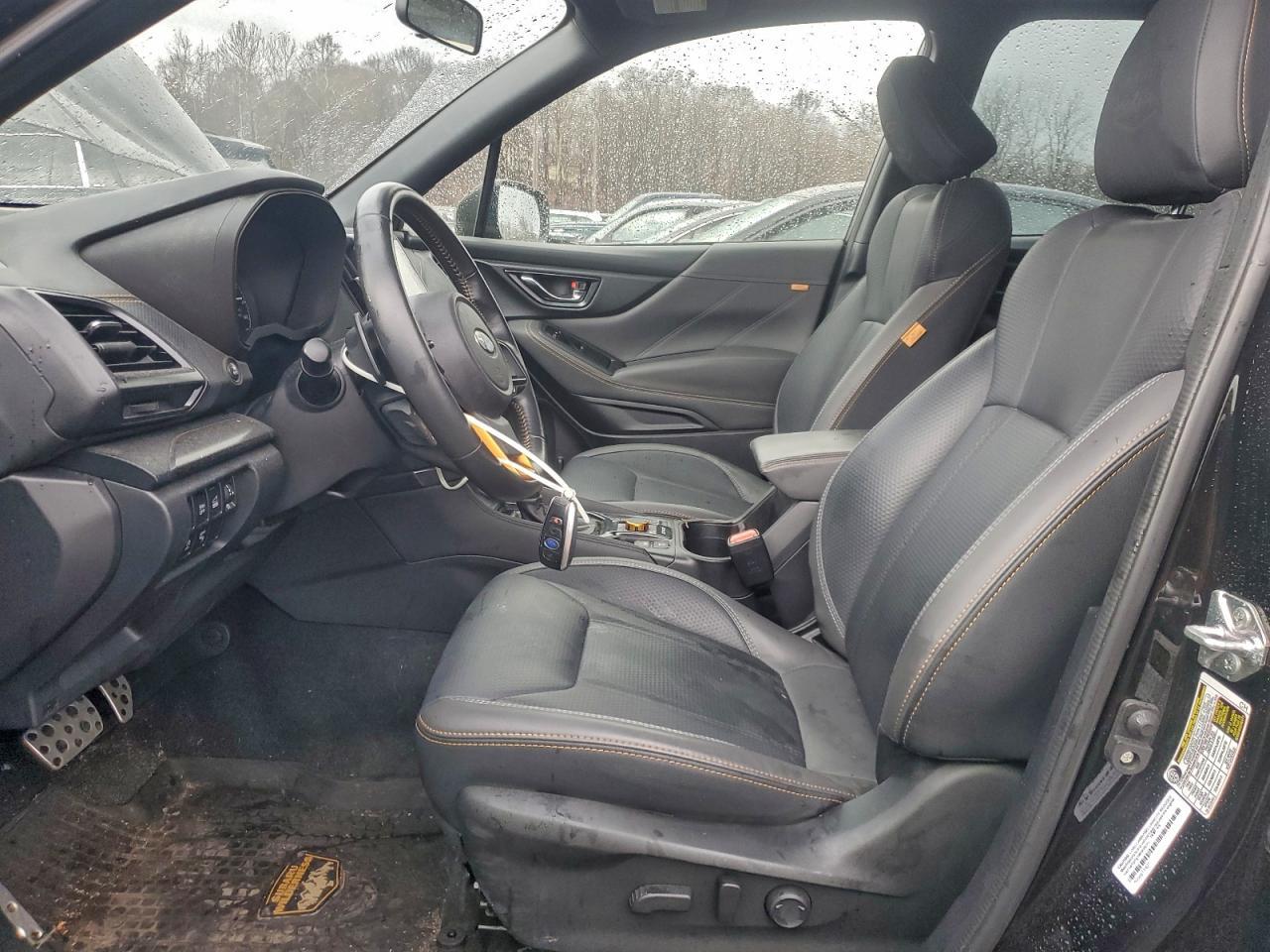 2022 SUBARU FORESTER