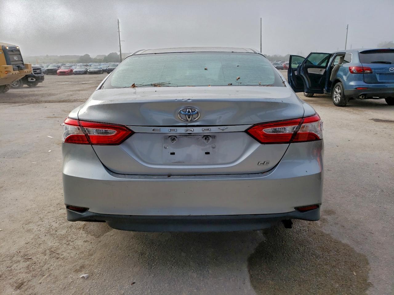 2018 TOYOTA CAMRY